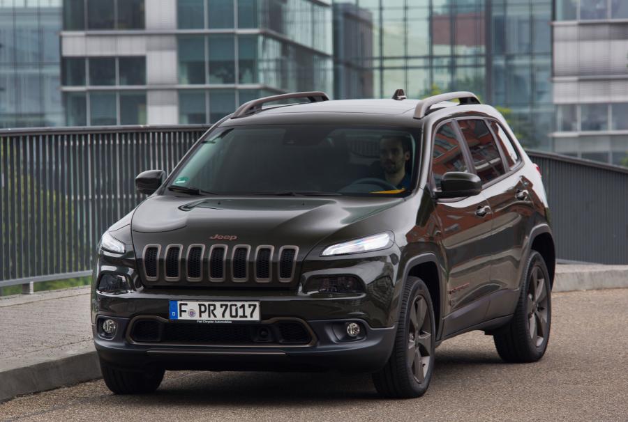 Jeep Cherokee 75th Anniversary (KL) 2016 года  (WW) (фото 11 из 24)